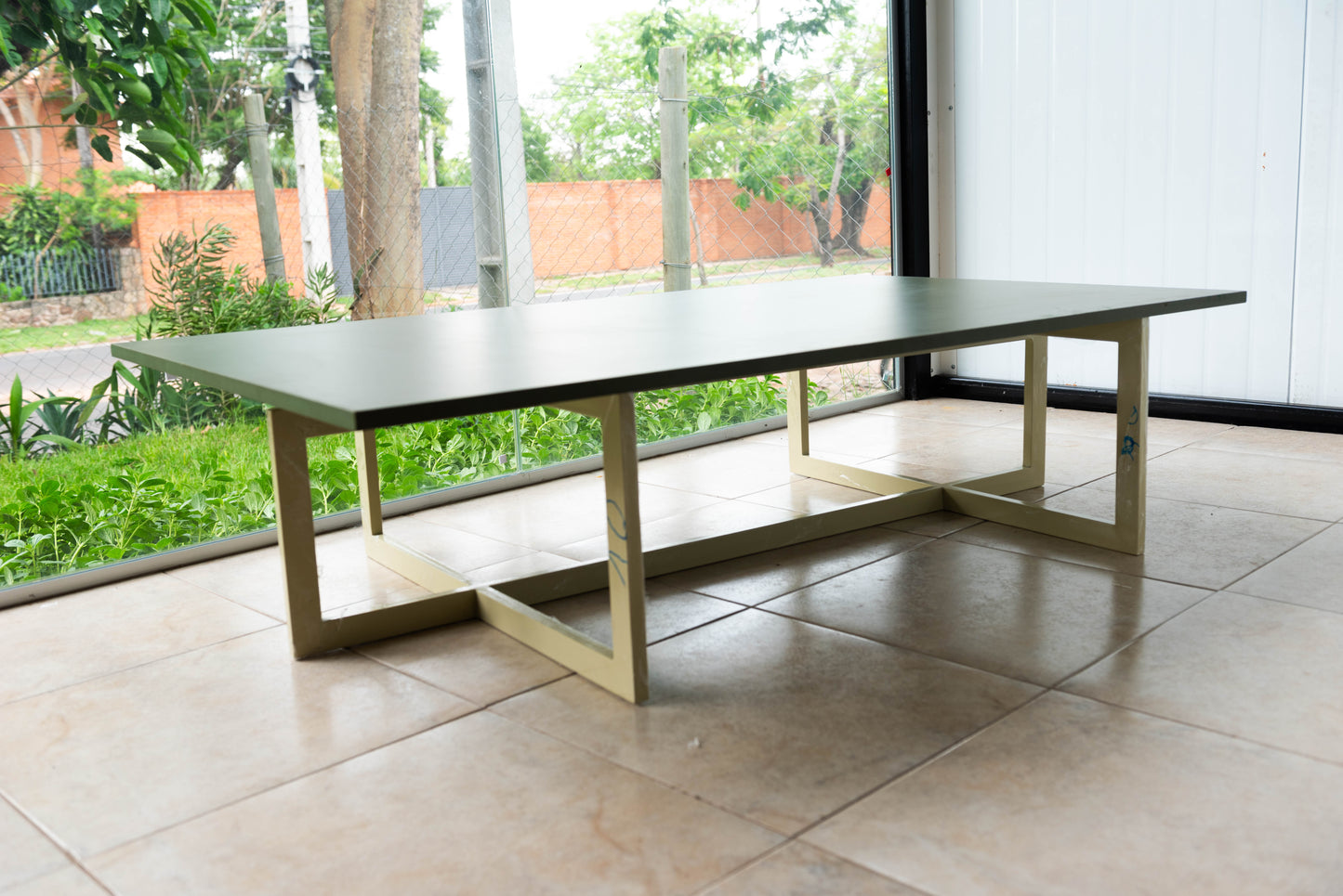 Mesa de madera verde