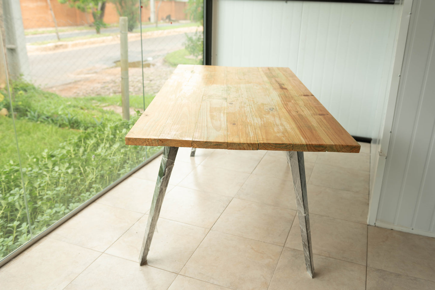 Mesa rectangular de madera